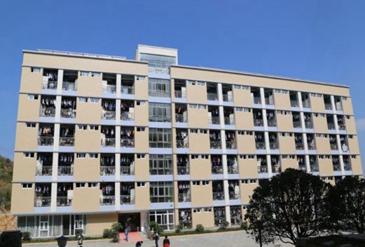 安顺学院附属中学