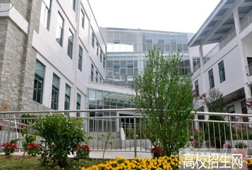 贵州盛华职业学院