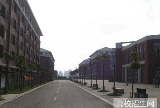 宜宾学院成人教育