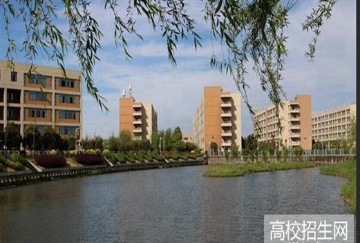 四川管理职业学院