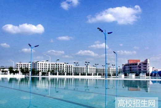 四川托普信息技术职业学院