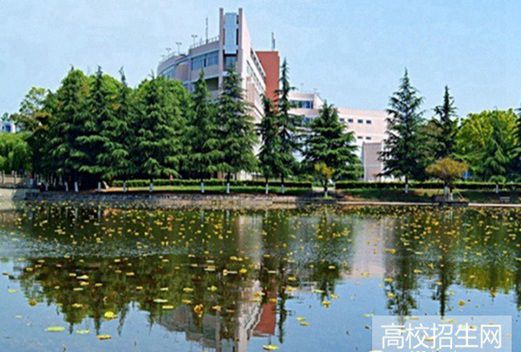 成都农业科技职业学院