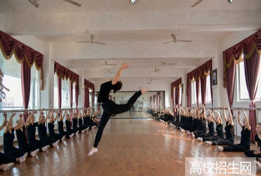 四川经济管理学校