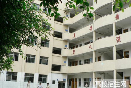 巴中恩阳区职业中学