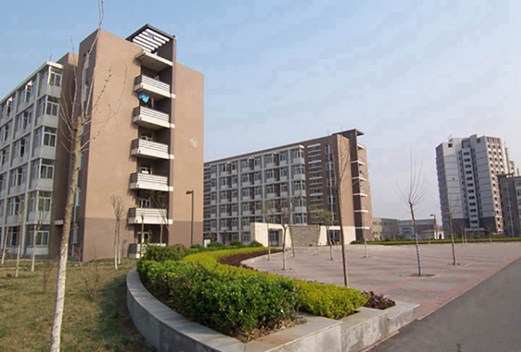 四川省郫县友爱职业技术学校