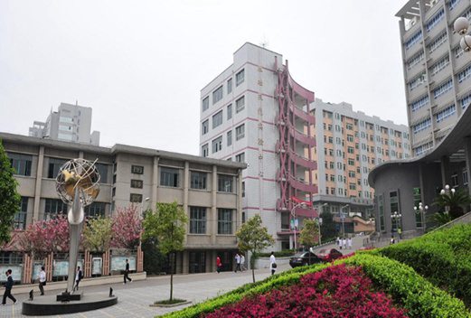 遵义医学院医学与科技学院成人教育学院