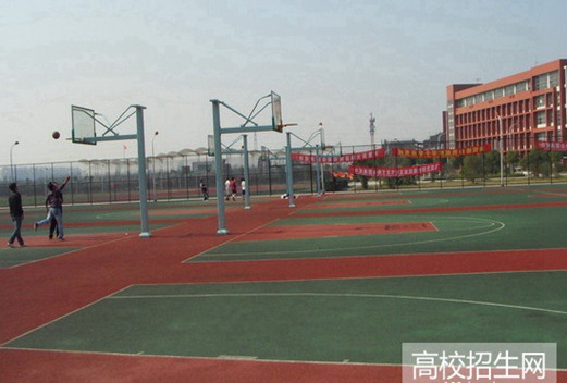 泸州工业技工学校