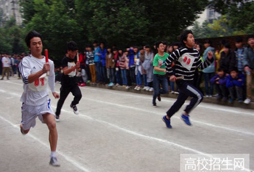 南充电子工业学校