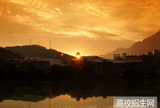 内江科技开发学校