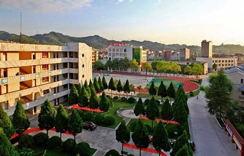 昆山市花桥职业中学