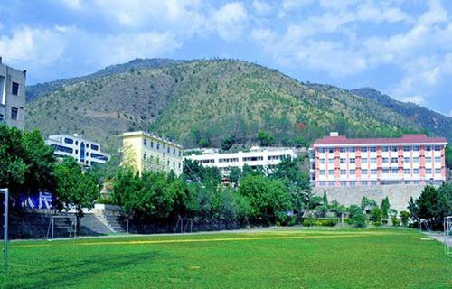 孟连县职业高级中学