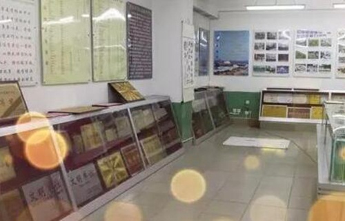凤庆县职业高级中学
