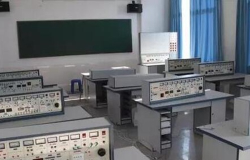 凤庆县职业高级中学
