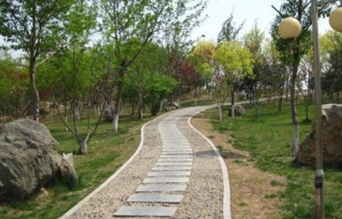 洱源县职业高级中学