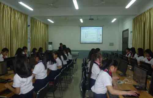 江苏泗洪中等专业学校