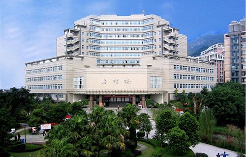 大理中等职业学校　