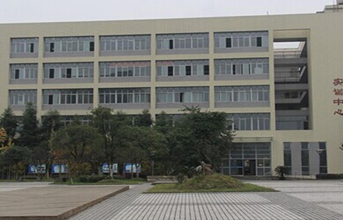 姚安县职业高级中学