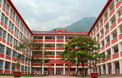 怒江州民族中等专业学校