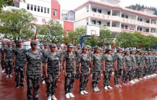 威信县职业中学