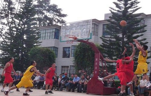 施甸县职业高级中学