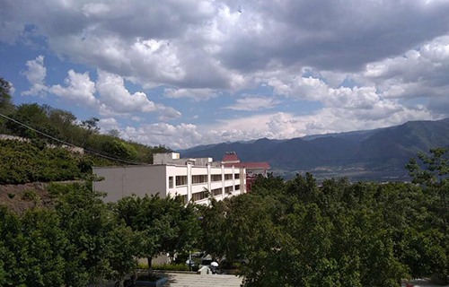 元江县职业高级中学