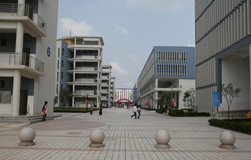 江苏南京技师学院