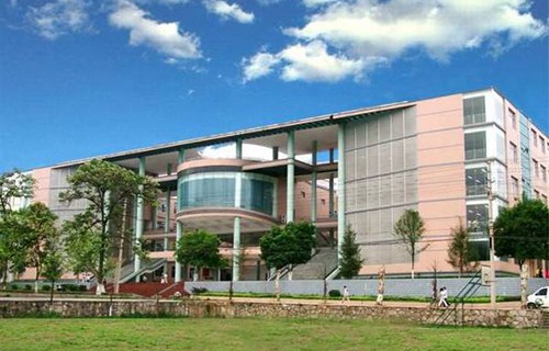 华宁县宁州镇职业技术学校