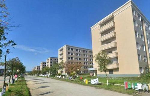 永胜县职业高级中学