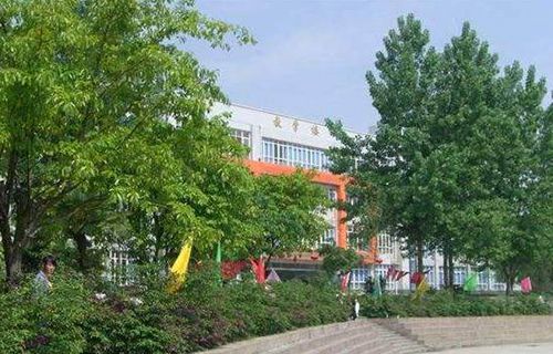 禄丰县卫生职业学校
