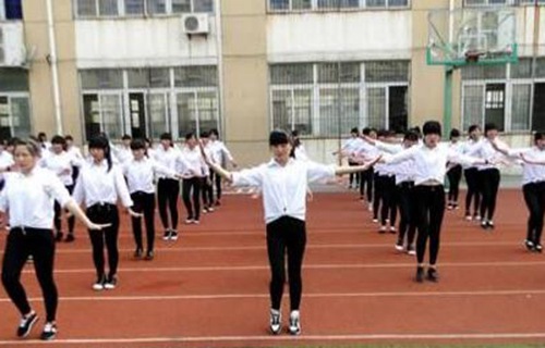 楚雄州工业学校