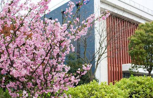 南京机电中等专业学校