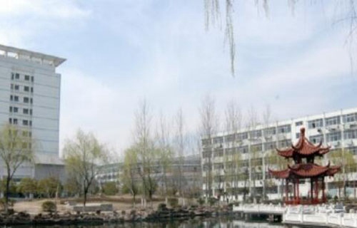 泸西县农业机械化技术学校