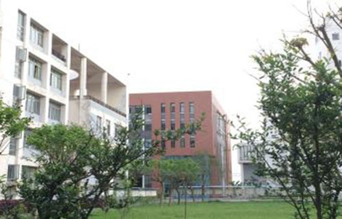 弥勒县民族职业高级中学