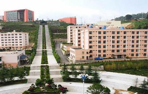 弥勒县民族职业高级中学