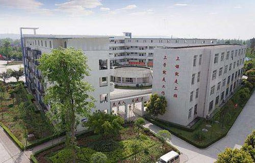 石屏县农业机械化技术学校