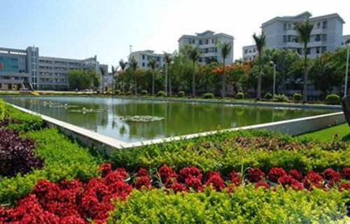 开远笫一职业高级中学