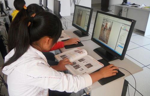 红河县职业高级中学