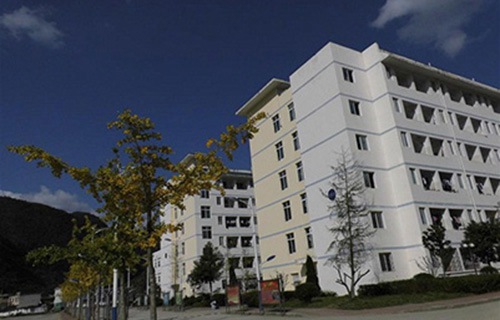 马关县民族职业高级中学