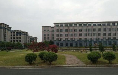 南京商业技工学校