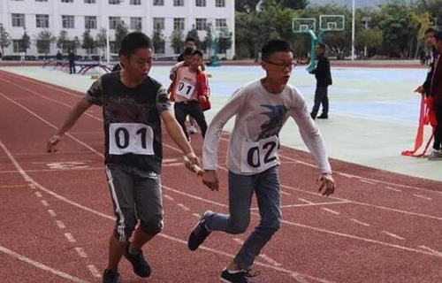 凤庆县职业教育中心
