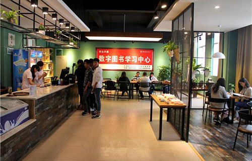 玉溪工业财贸学校