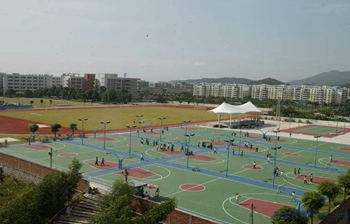 沾益县第一职业高级中学