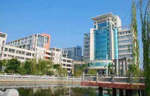 云南省轻工业技工学校