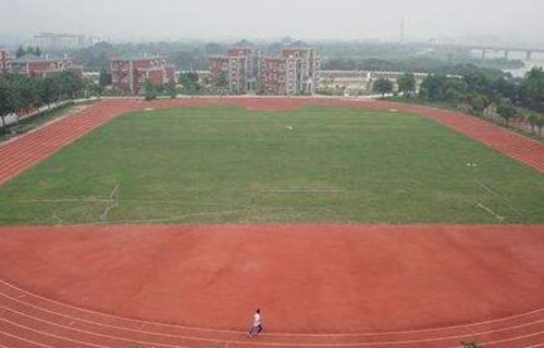 昆明高级技工学校