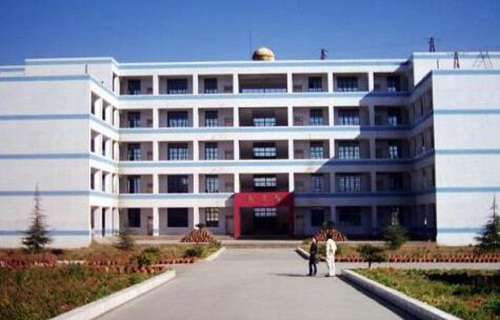 陆良县联办高级中学