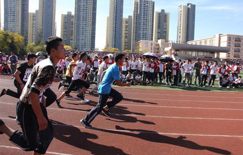 云南省曲靖应用技术学校