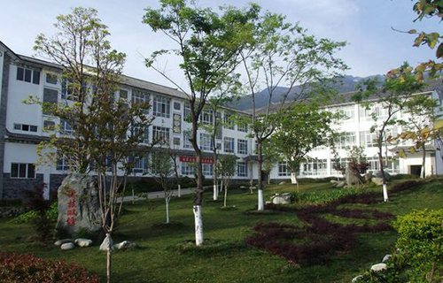 呈贡县农业机械化技术学校