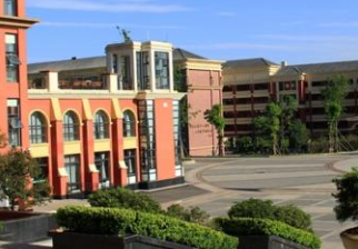 贵阳幼儿师范学校