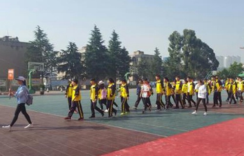 安宁市职业高级中学