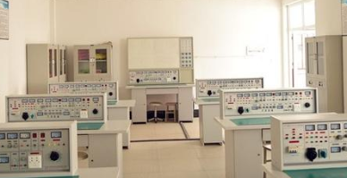 六盘水宏业职业技术学校